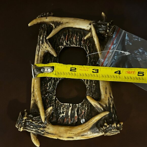 NWT Set of 3 Faux Deer Antler Light Switch Plate Covers - Picture 6 of 12